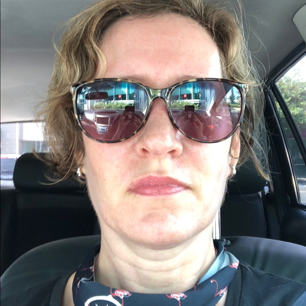 Meet your Posher, Alison